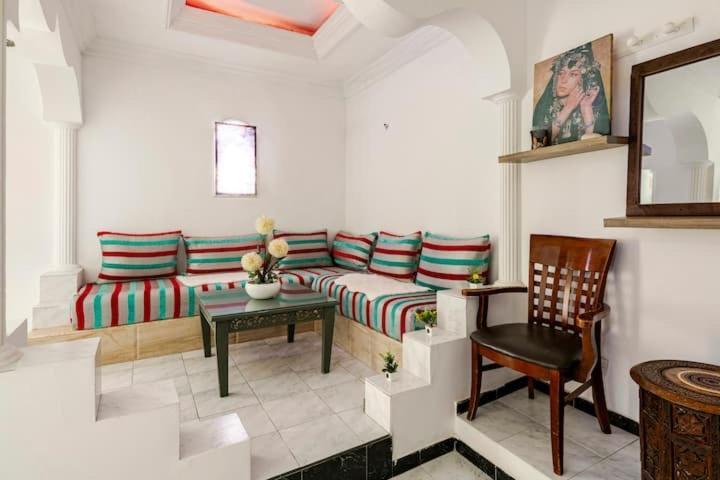 Ocean Breeze ,See View Apartment L'Oasis Екстериор снимка